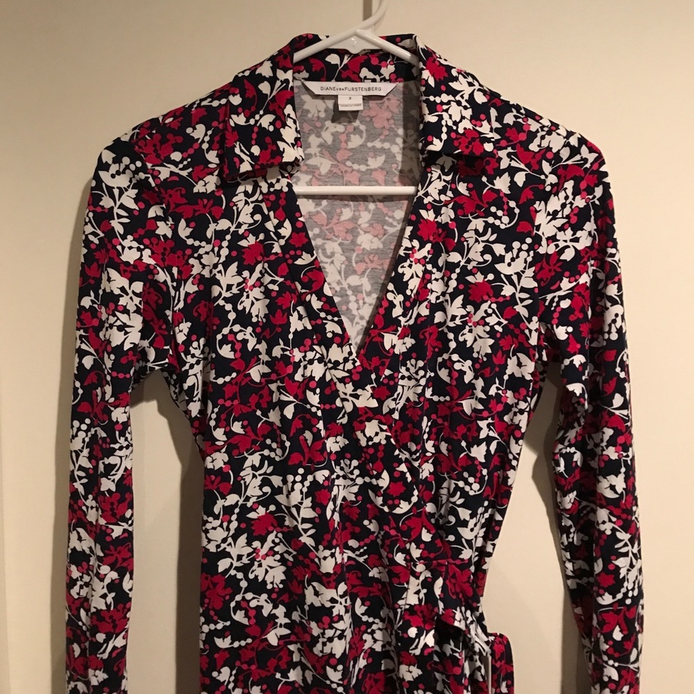 Dvf Wrap Dress Size 2 - image 2